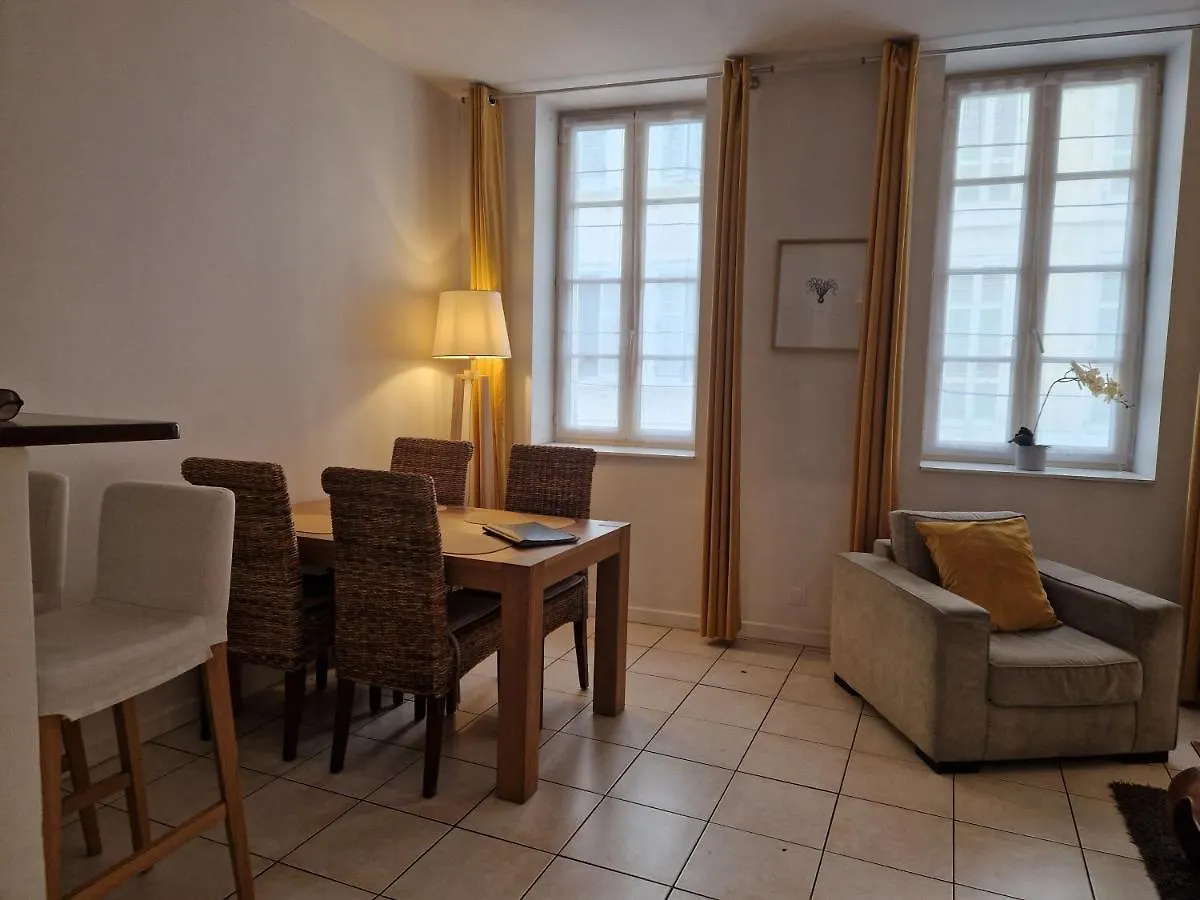 2 Pieces Dans Le Centre Avec Petite Terrasse 3*** Apartment Marseille