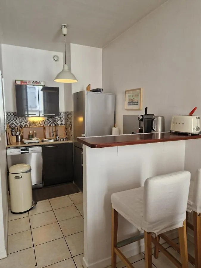 2 Pieces Dans Le Centre Avec Petite Terrasse 3*** Apartment Marseille France